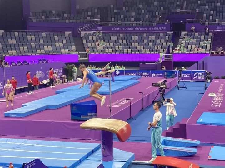 乐逸棋牌手机版